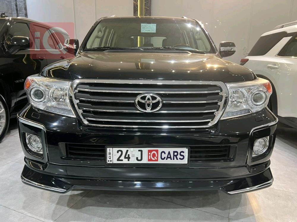 تويوتا لاندكروزر